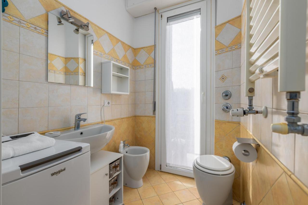 Maiolica Apartment - Free Parking And Great Connection To Linate And Duomo ミラノ エクステリア 写真