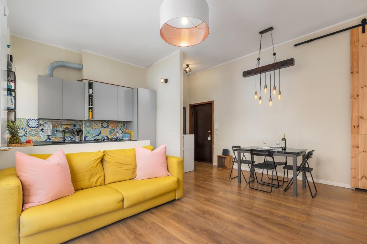 Maiolica Apartment - Free Parking And Great Connection To Linate And Duomo ミラノ エクステリア 写真